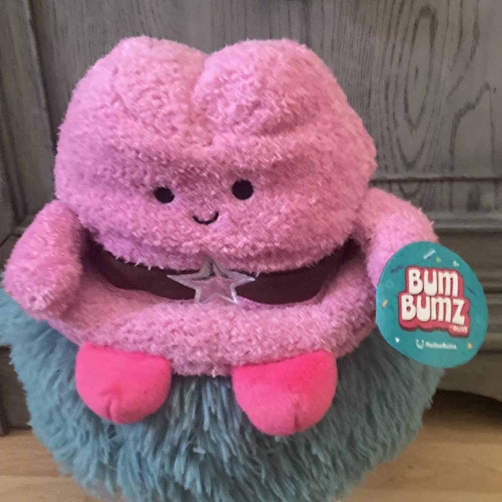 BRAND NEW BUM BUMZ SIZE 7.5”! NWT! SMOKE FREE HOME! - Picture 2 of 5